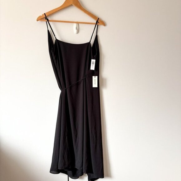 Aritzia Babaton Neval Wrap Midi Dress NWT Black Size Medium - Picture 4 of 8